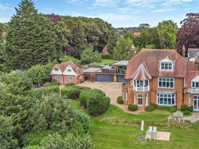 5 Bedroom Detached House For Sale In Brundall, Norwich