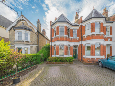 5 Bedroom End Of Terrace House For Sale In Kingston Upon Thames