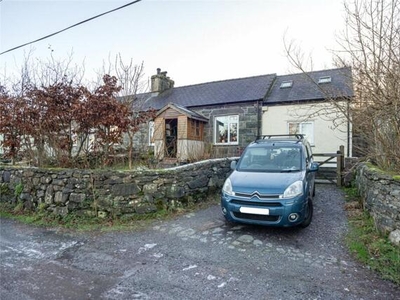5 Bedroom Semi-detached House For Sale In Mynydd Llandygai, Bangor
