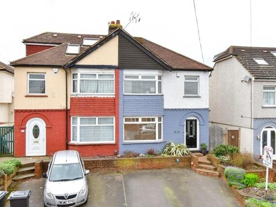 5 Bedroom Semi-detached House For Sale In Northfleet, Gravesend