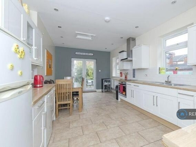 5 Bedroom Terraced House For Rent In Leicester