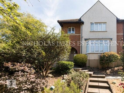 1 Bedroom Flat For Rent In Great North Road