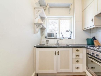 1 Bedroom Flat For Rent In South Hampstead, London