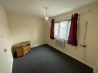 1 Bedroom Flat For Rent In Southall, Greater London