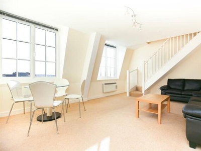 1 Bedroom Penthouse For Rent In Thornton Street