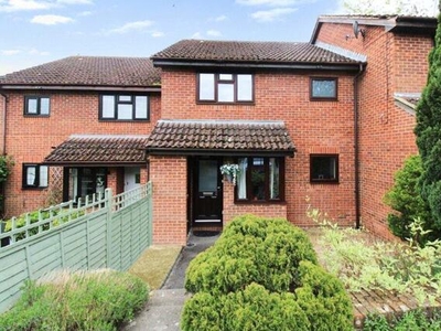 1 Bedroom Terraced House For Sale In Camberley, Surrey