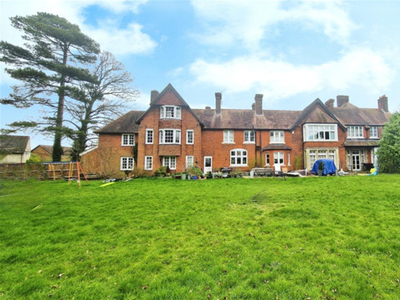 13 Bedroom Manor House For Sale In Thorley, Bishop's Stortford