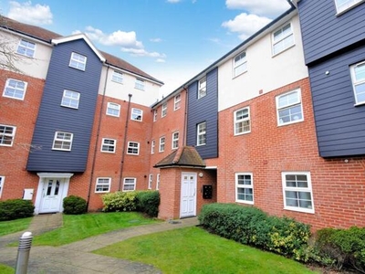 2 Bedroom Apartment For Rent In Bishop's Stortford, Hertfordshire