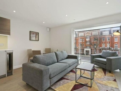2 Bedroom Apartment For Rent In Ficnhely Road, London