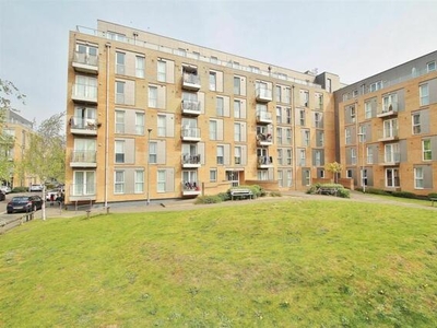2 Bedroom Apartment For Rent In Hounslow