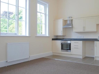 2 Bedroom Apartment For Rent In Malvern, Worcestershire