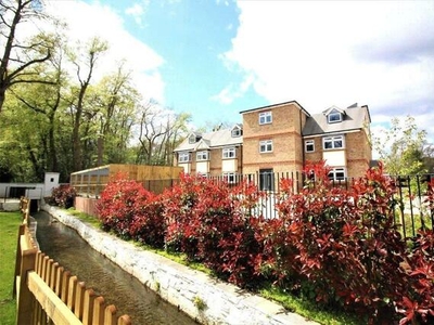 2 Bedroom Apartment For Sale In Minley Road