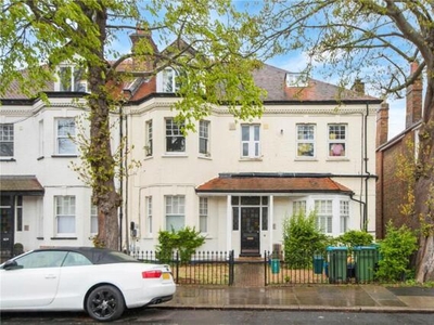 2 Bedroom Apartment For Sale In Twickenham