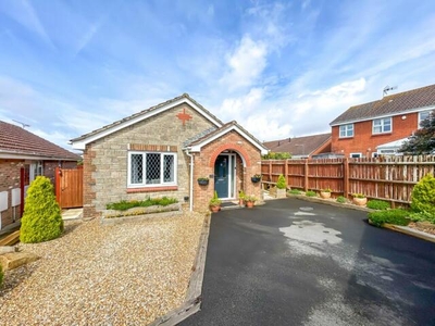 2 Bedroom Bungalow For Sale In Portishead, North Somerset