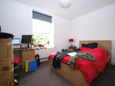 2 Bedroom Detached House For Rent In Furzedown