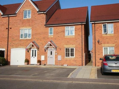 2 Bedroom End Of Terrace House For Sale In Berryfields