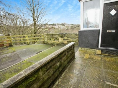 2 Bedroom End Of Terrace House For Sale In Halifax