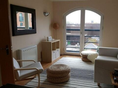 2 Bedroom Flat For Rent In Chester