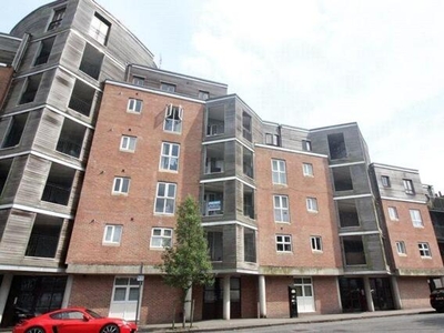 2 Bedroom Flat For Rent In City Centre, Coventry