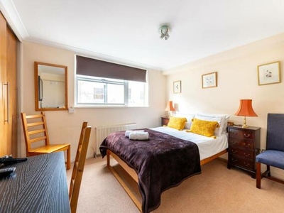 2 Bedroom Flat For Sale In Bayswater, London