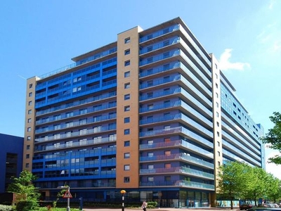 2 bedroom flat to rent Royal Victoria Docks, Canning Town, E16 1BJ