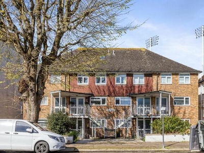 2 Bedroom Maisonette For Sale In Hove, East Sussex