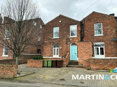 2 Bedroom Maisonette For Sale In Wakefield, West Yorkshire