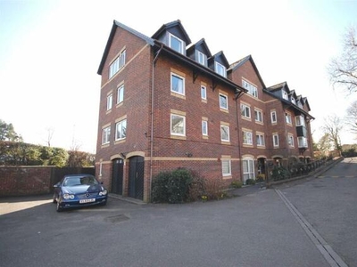 2 Bedroom Retirement Property For Sale In Wood Lane