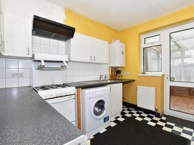 2 Bedroom Semi-detached Bungalow For Sale In Ramsgate