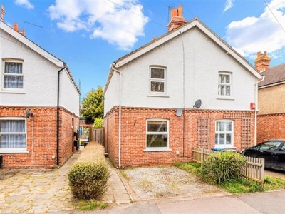 2 Bedroom Semi-detached House For Sale In Lingfield