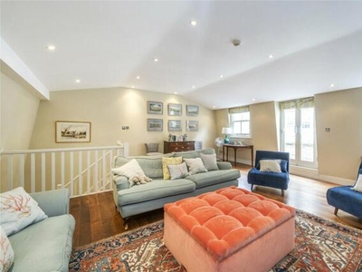 2 Bedroom Terraced House For Rent In
South Kensington