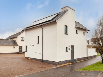 3 bed detached house for sale in Bo'ness