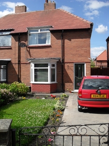 3 Bed Semi-Detached House, Warwick Court, DH1