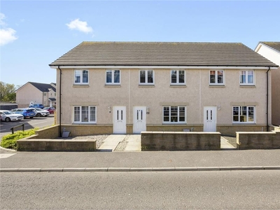 3 bed terraced house for sale in Dunfermline