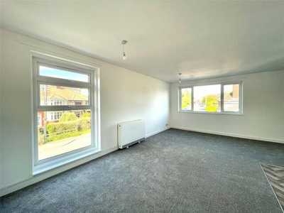 3 Bedroom Apartment For Rent In Long Ashton, Bristol