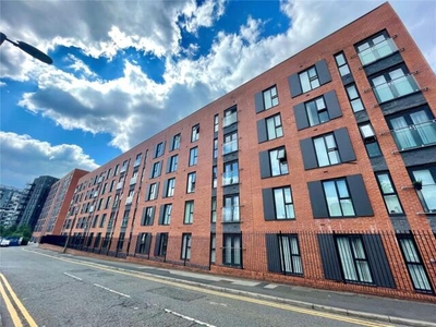 3 Bedroom Apartment For Rent In Salford, Greater Manchester
