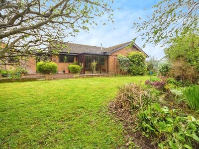 3 Bedroom Bungalow For Sale In Chesterfield, Derbyshire