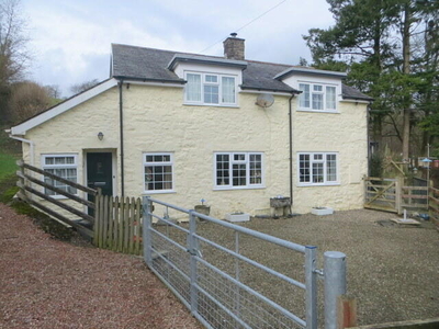 3 Bedroom Cottage For Sale In Welshpool, Powys