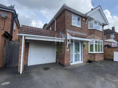 3 Bedroom Detached House For Rent In Thurnby