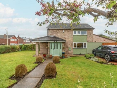 3 Bedroom Detached House For Sale In Silverdale