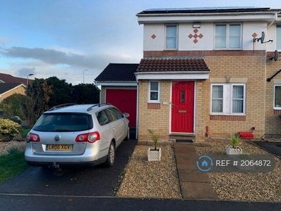 3 Bedroom End Of Terrace House For Rent In Bristol