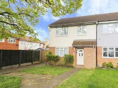3 Bedroom End Of Terrace House For Sale In Hillingdon