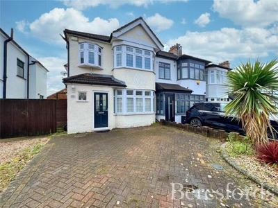 3 Bedroom End Of Terrace House For Sale In Hornchurch