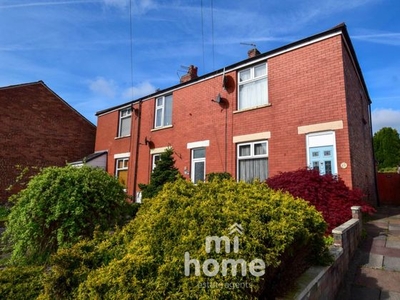 3 bedroom end of terrace house for sale Preston, PR4 2TP