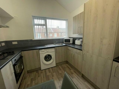 3 Bedroom Flat For Rent In Middlesbrough, North Yorkshire