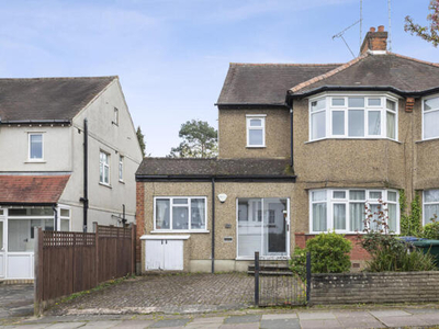 3 Bedroom House For Sale In London