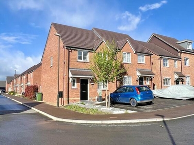 3 Bedroom Semi-detached House For Sale In Pamington, Tewkesbury