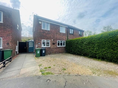 3 Bedroom Semi-detached House For Sale In Sutton