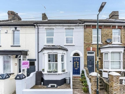 3 Bedroom Terraced House For Sale In Strood, Rochester