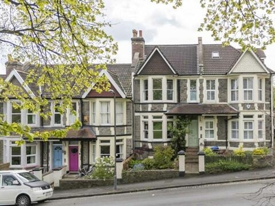 3 Bedroom Terraced House For Sale In Victoria Park